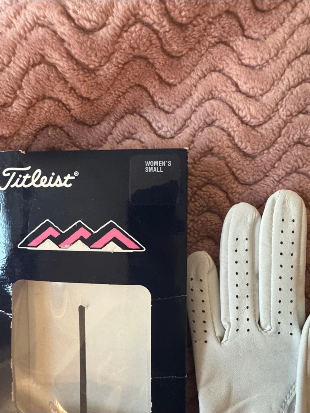 NWOT Women’s White Golf Glove - Custom Fit